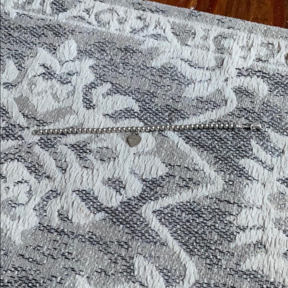 Return to Tiffany bead bracelet